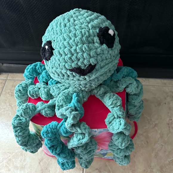 Crochet Octopus - Picture 3 of 4